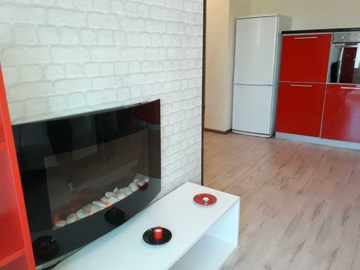 Ana'S Apartment Oradea Eksteriør billede